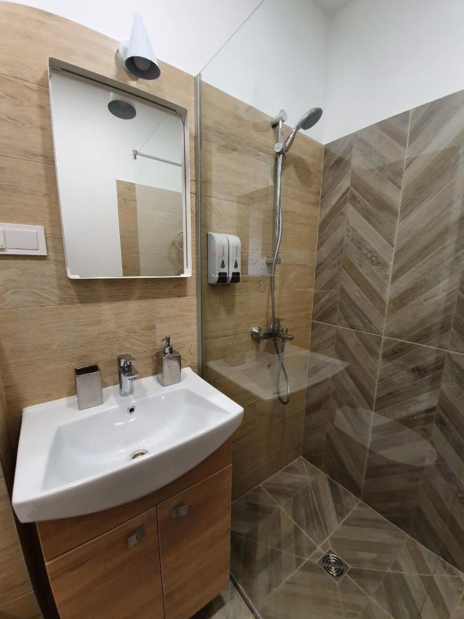 קובנה Oak House Apartments מראה חיצוני תמונה