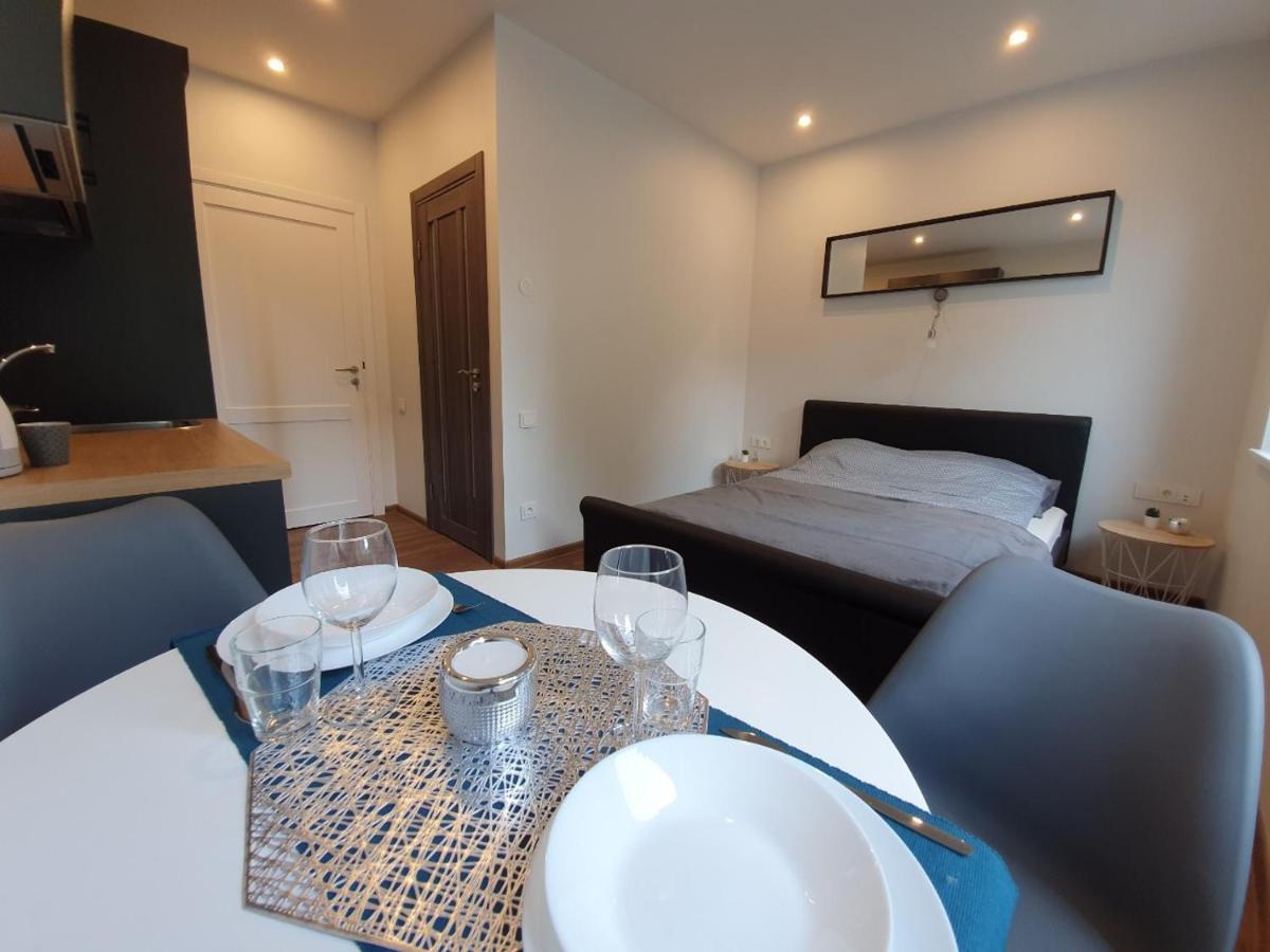 קובנה Oak House Apartments מראה חיצוני תמונה