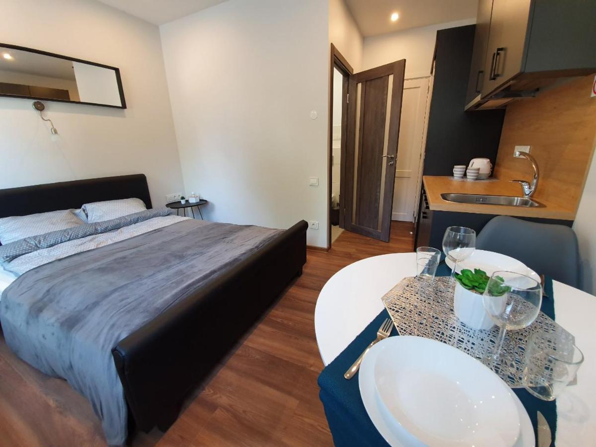 קובנה Oak House Apartments מראה חיצוני תמונה