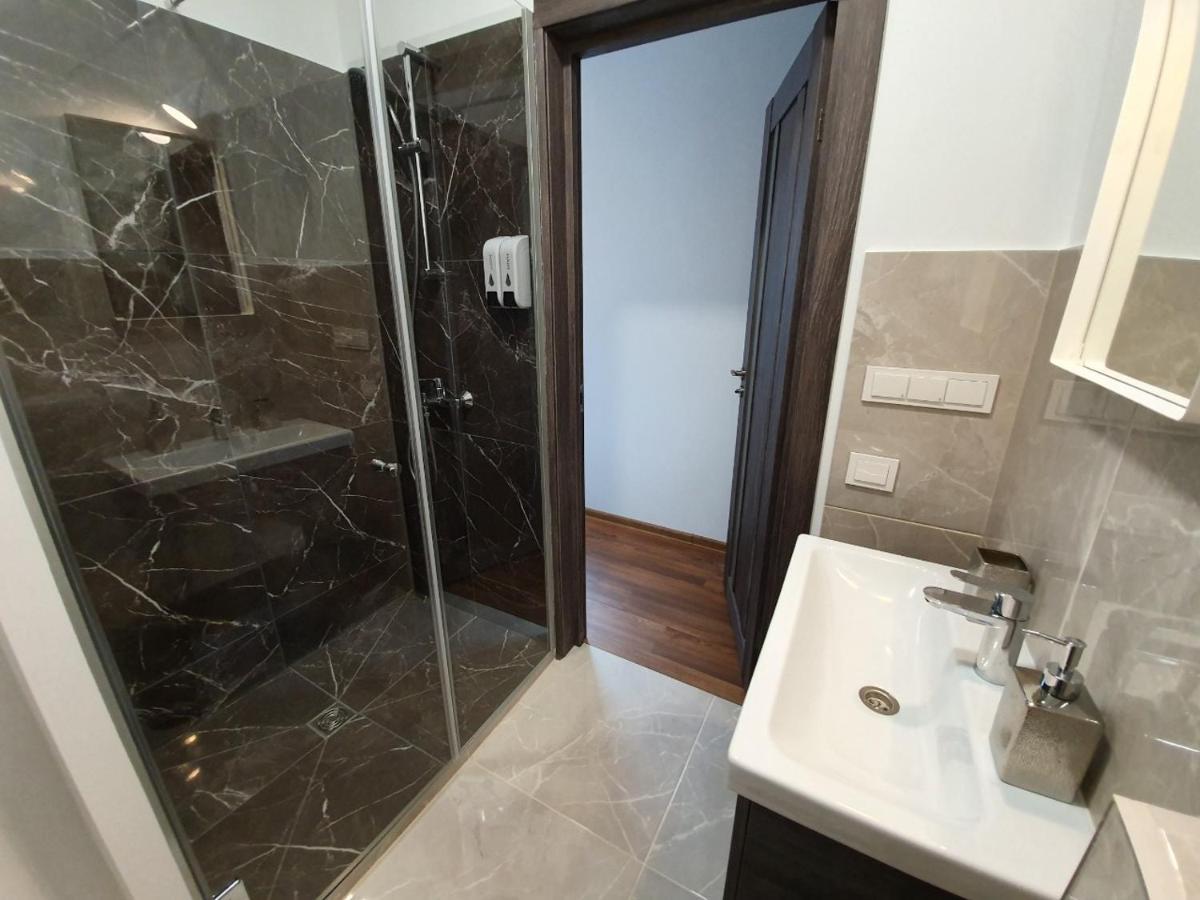 קובנה Oak House Apartments מראה חיצוני תמונה
