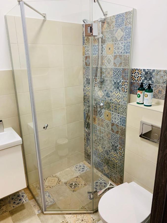 קובנה Oak House Apartments מראה חיצוני תמונה