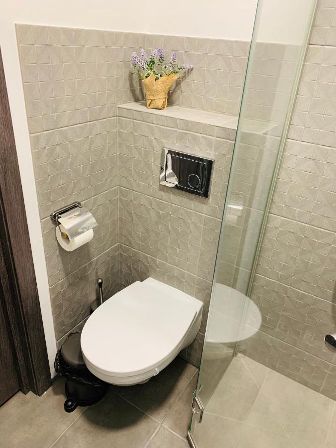 קובנה Oak House Apartments מראה חיצוני תמונה