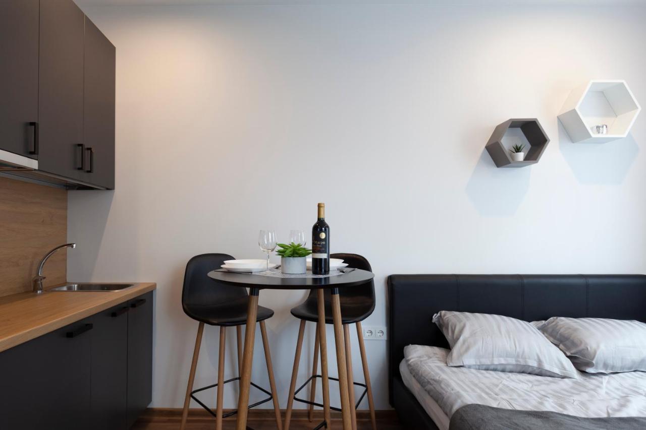 קובנה Oak House Apartments מראה חיצוני תמונה
